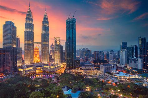 kuala lumpur in which country.